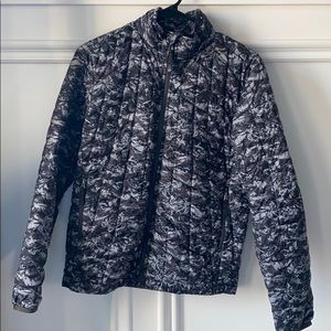 North Face Boy Coat Jacket large 14 16 Black Grey